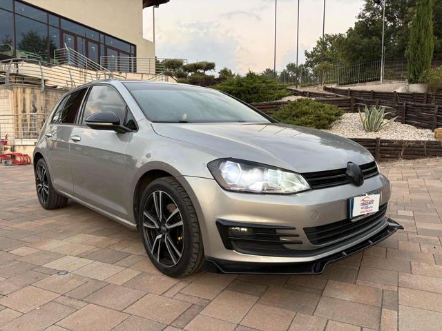VOLKSWAGEN Golf usata, con Airbag
