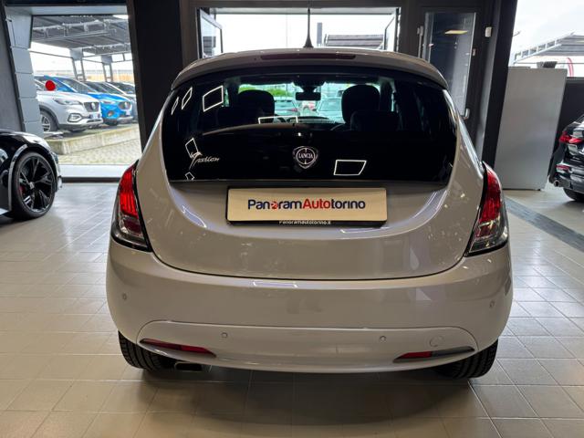 LANCIA Ypsilon usata, con Autoradio