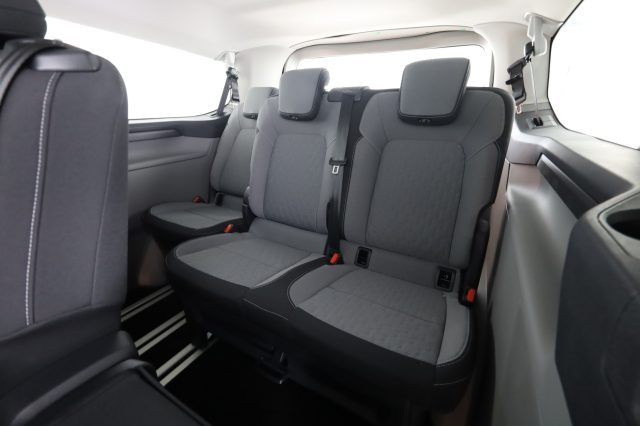 FORD Tourneo Custom usata 10