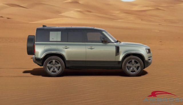 LAND ROVER Defender usata 1