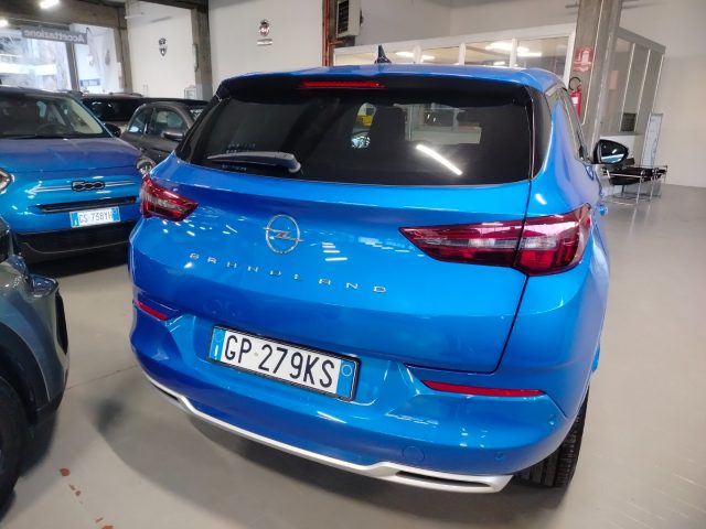 OPEL Grandland usata, con Specchietti laterali elettrici