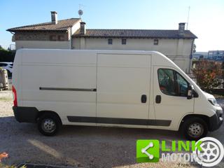 PEUGEOT Boxer usata, con Volante multifunzione