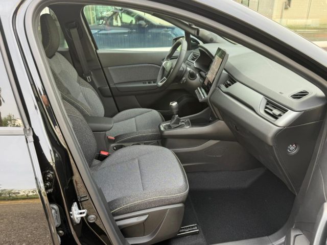 RENAULT Captur usata, con USB