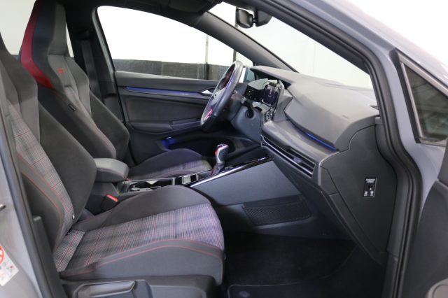 VOLKSWAGEN Golf usata, con Controllo automatico clima