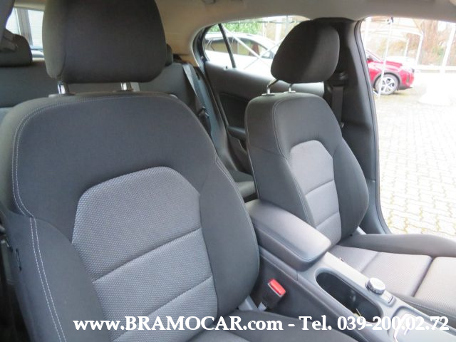 MERCEDES-BENZ GLA 180 usata, con MP3