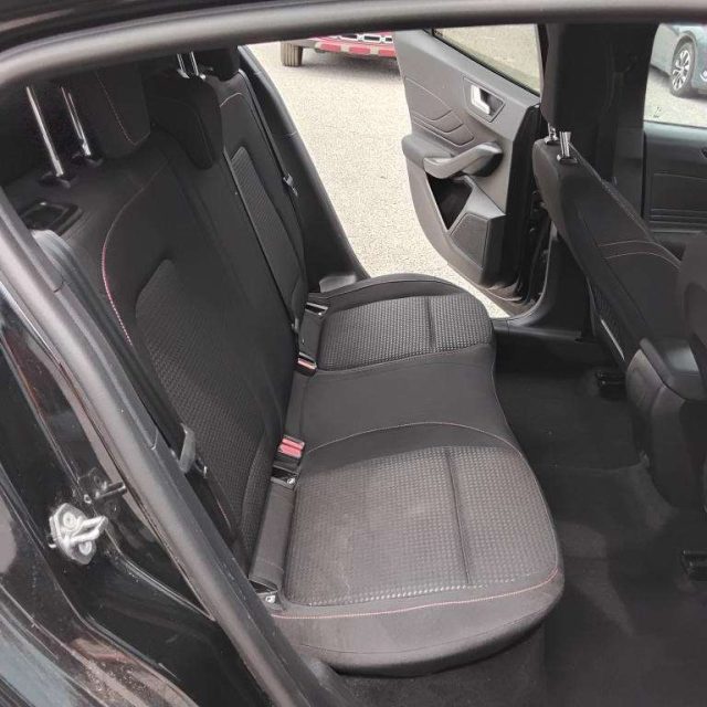 FORD Focus usata, con Park Distance Control