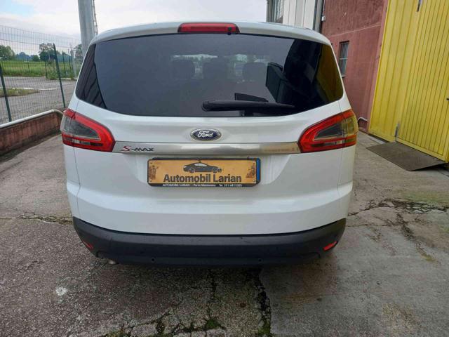 FORD S-Max usata, con Alzacristalli elettrici