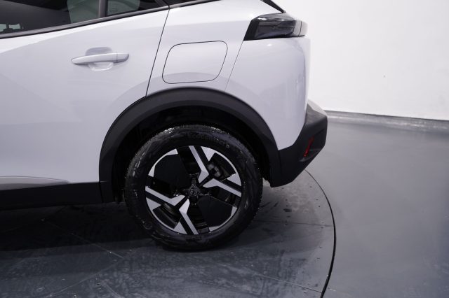 PEUGEOT 2008 usata, con Specchietti laterali elettrici