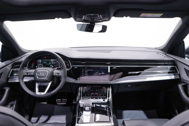 AUDI Q8 usata, con Isofix
