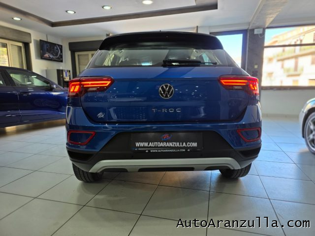 VOLKSWAGEN T-Roc usata, con Alzacristalli elettrici