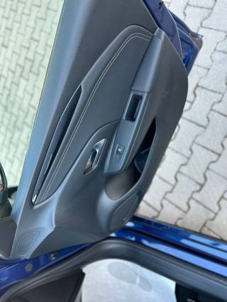 OPEL Corsa usata, con Vetri oscurati