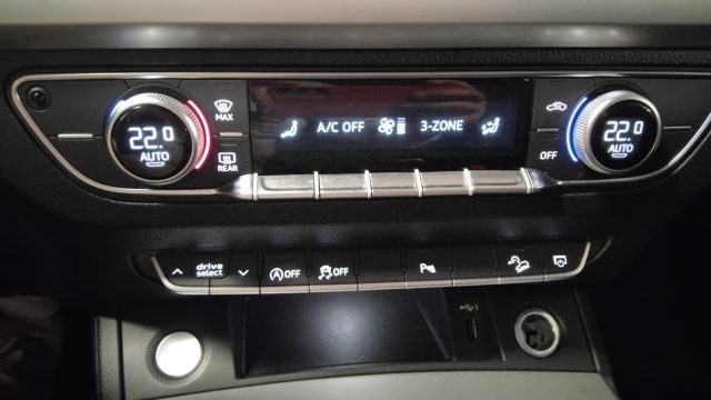 AUDI Q5 usata, con Autoradio digitale