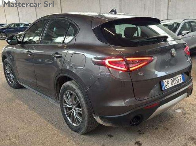 ALFA ROMEO Stelvio usata, con Airbag laterali