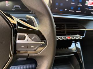 PEUGEOT 208 usata, con USB