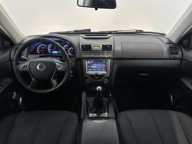 SSANGYONG REXTON usata, con Autoradio
