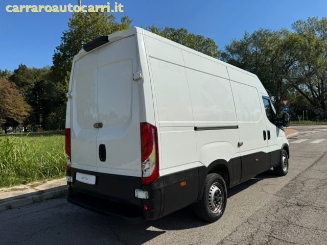 IVECO Daily usata, con Autoradio