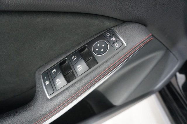 MERCEDES-BENZ CLA 45 AMG usata, con USB
