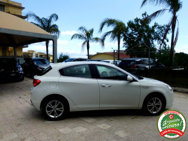 ALFA ROMEO Giulietta usata, con Cerchi in lega