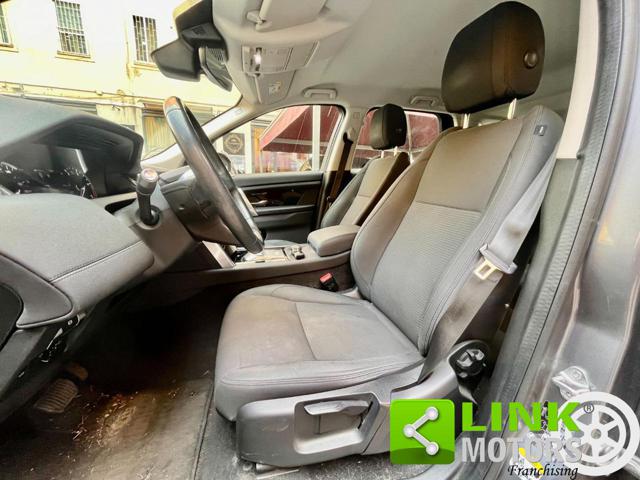 LAND ROVER Discovery Sport usata, con Autoradio