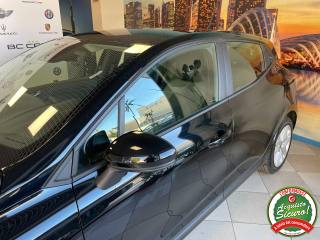 RENAULT Clio usata, con Sistema di navigazione