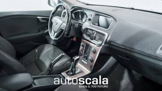 VOLVO V40 Cross Country usata, con ESP