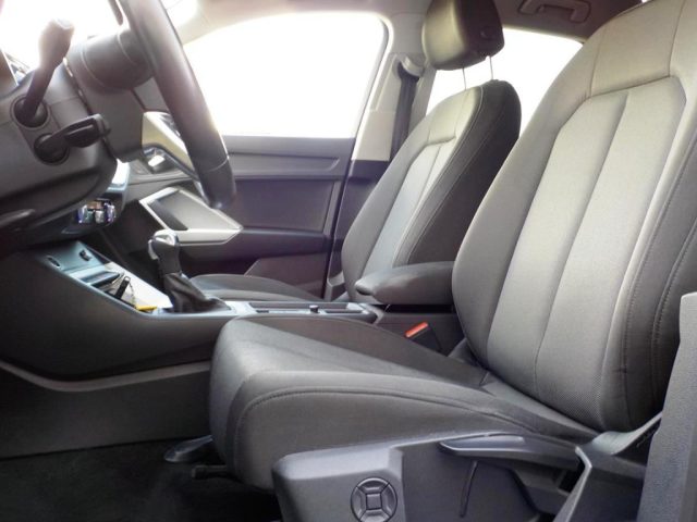 AUDI Q3 usata, con Sensori di parcheggio posteriori