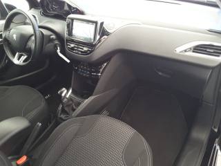 PEUGEOT 208 usata, con ESP