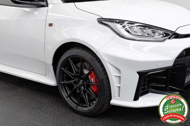 TOYOTA Yaris usata, con Sedili riscaldati