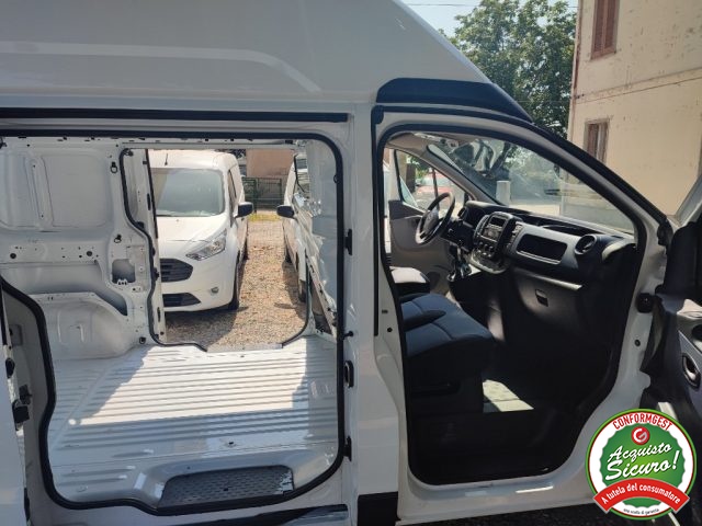 OPEL Vivaro usata, con Bluetooth