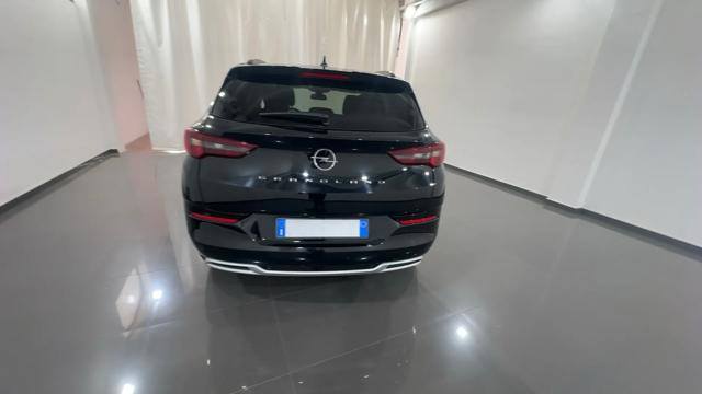 OPEL Grandland usata, con Autoradio