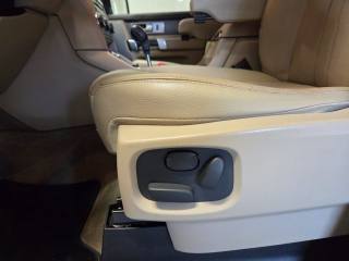 LAND ROVER Discovery usata, con USB