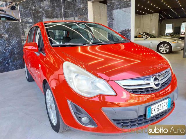 OPEL Corsa usata, con Airbag laterali