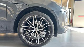 PORSCHE Macan usata, con Autoradio