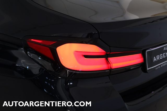 BMW 520 usata, con Sensori di parcheggio anteriori