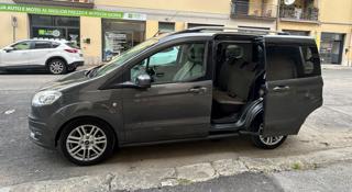 FORD Tourneo Courier usata 32