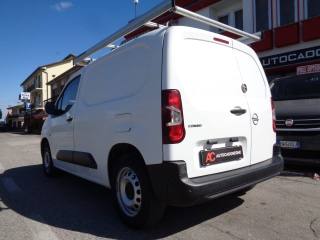 OPEL Combo usata, con Alzacristalli elettrici