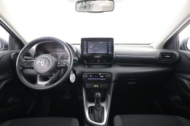 TOYOTA Yaris usata 4