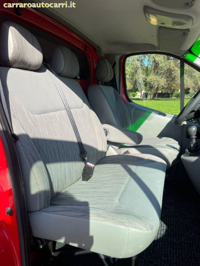 NISSAN Primastar usata, con Boardcomputer