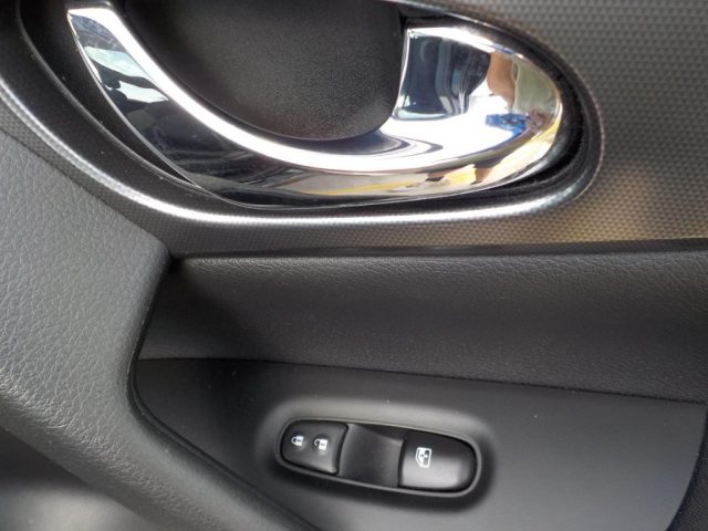 NISSAN Qashqai usata, con Bluetooth