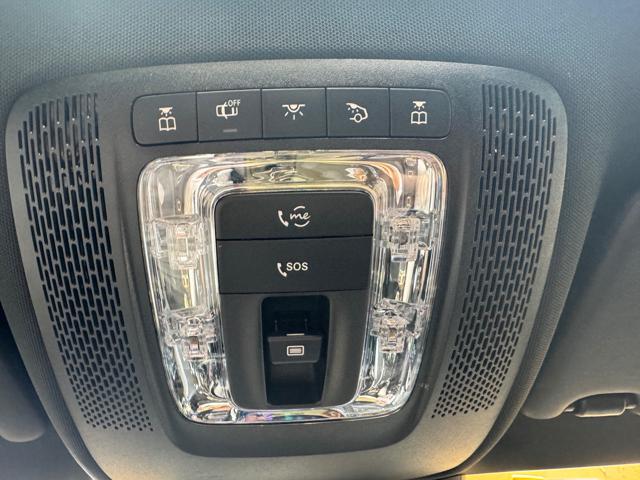 MERCEDES-BENZ CLA 200 usata, con Touch screen