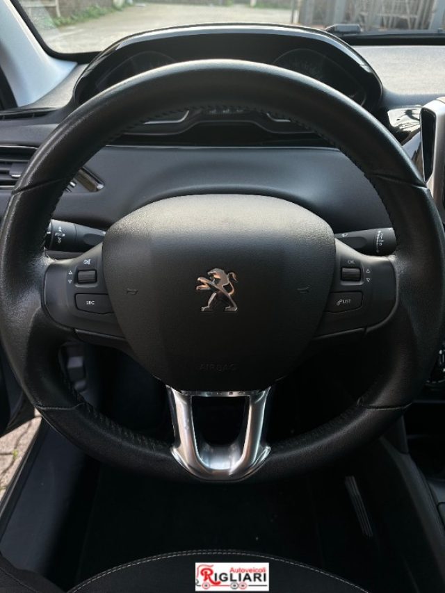 PEUGEOT 208 usata, con Limitatore di velocità