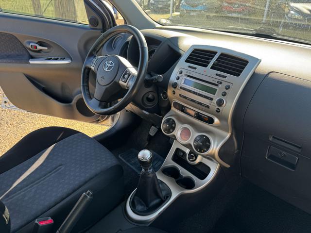 TOYOTA Urban Cruiser usata 24