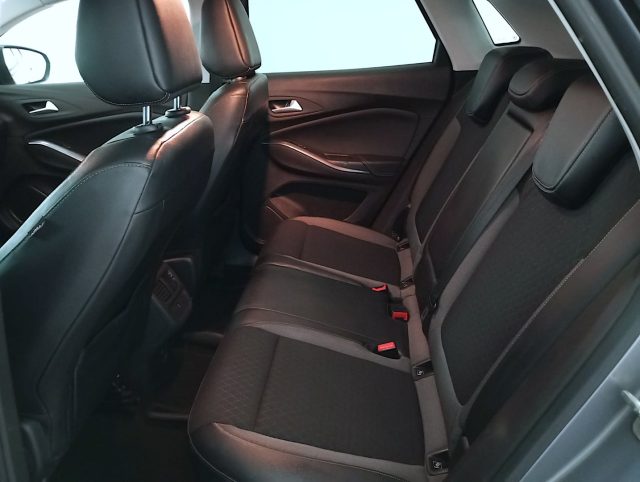 OPEL Grandland X usata, con Sensori di parcheggio anteriori