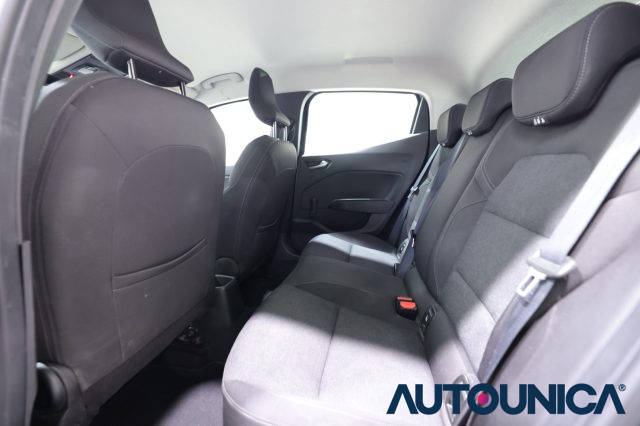 RENAULT Clio usata, con Luci diurne