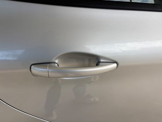 PEUGEOT 208 usata 40