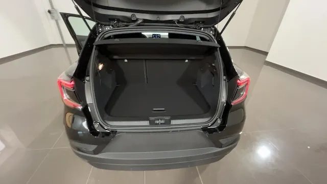 RENAULT Captur usata, con Sedile posteriore sdoppiato