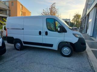 PEUGEOT Boxer usata, con ESP