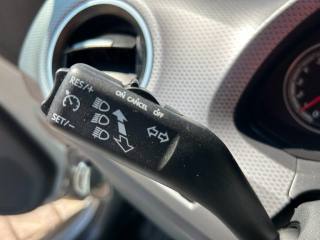 VOLKSWAGEN up! usata, con Cruise Control