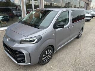 TOYOTA Proace Verso usata, con Airbag