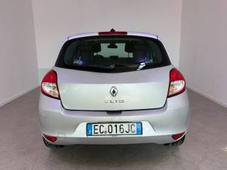 RENAULT Clio usata 8